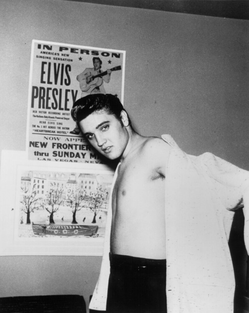 Elvis Presley đã tạo ra Rock & Roll