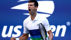 Novak Djokovic vất vả thắng trận trước đàn em